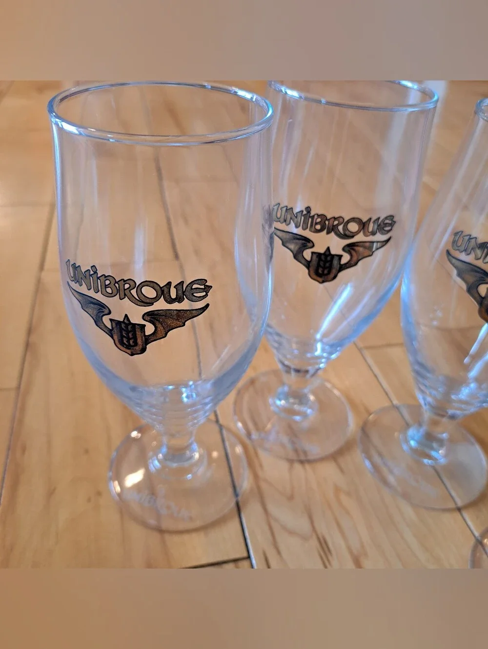 UNIBROUE BELGIUM ALE STEM TULIP GLASSES Set of 4 EXCELLENT!